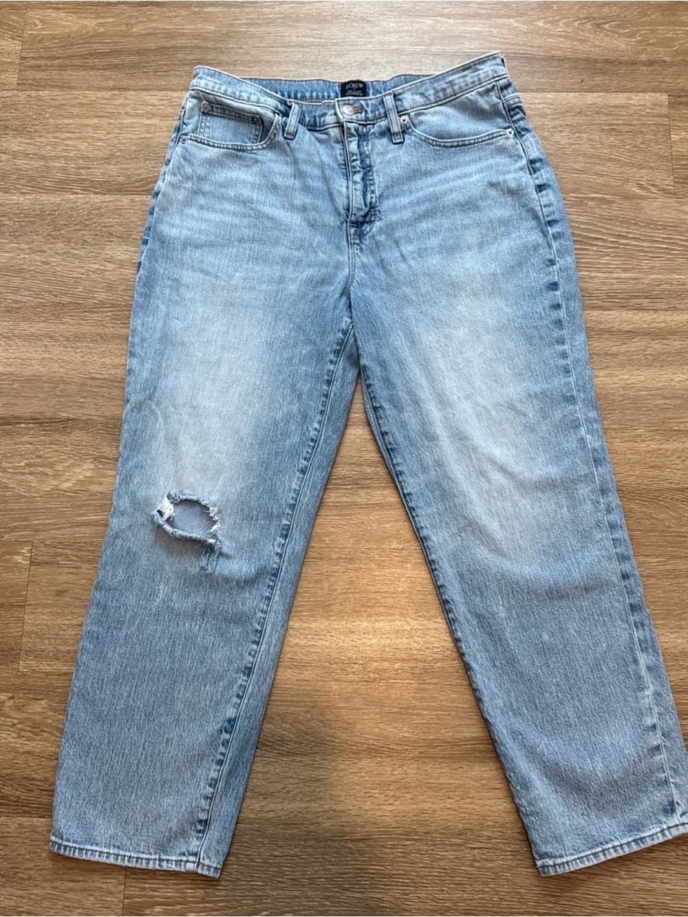 J. Crew Light Wash Distressed Relaxed Fit Boyfriend Jeans size 30